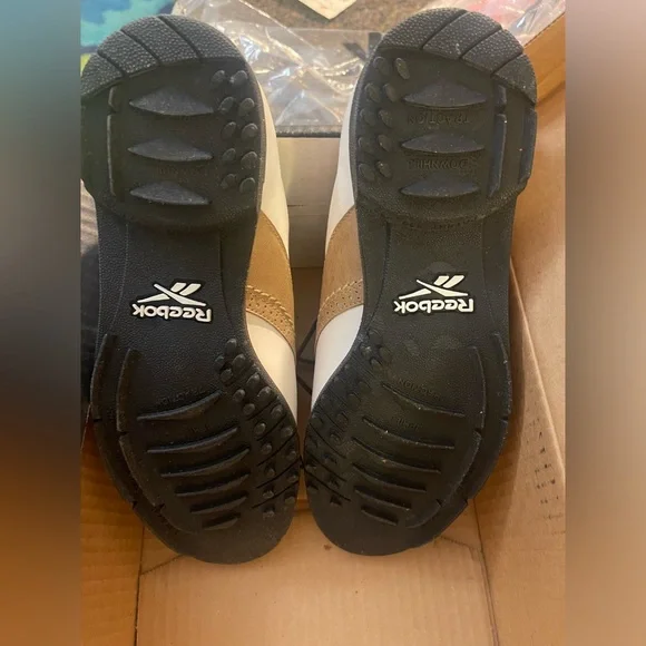 Women’s TRACK DMX REEBOK GOLF ⛳️ SHOES NWT - Picture 2 of 7